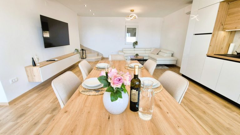 Apartment LuxThree